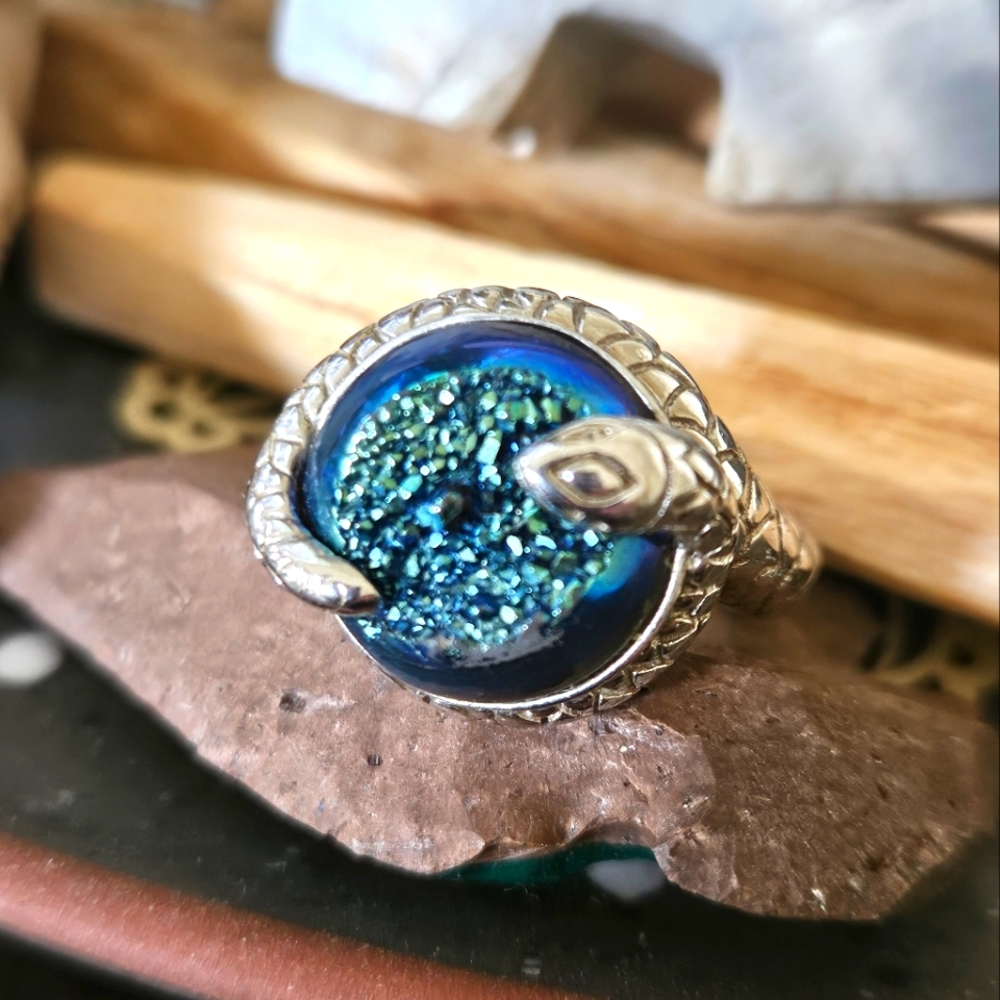 Amazing Vintage Sterling Silver Druzy Snake Ring